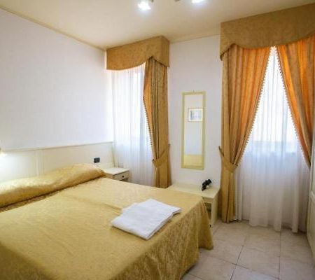Oz House Bed & Breakfast Scalea Luaran gambar