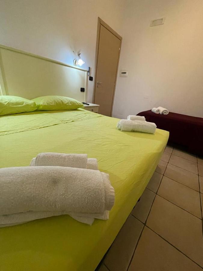 Oz House Bed & Breakfast Scalea Luaran gambar